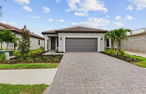 6268 Fish Eagle Ct, Nokomis, FL 34275