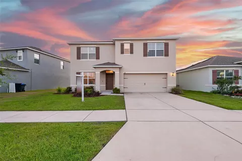 324 Summershore Dr, Auburndale, FL 33823