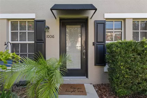 10016 Old Haven Way, Tampa, FL 33624