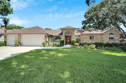 3949 Appletree Dr, Valrico, FL 33594