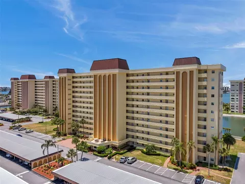 4575 Cove Cir #1101, Saint Petersburg, FL 33708