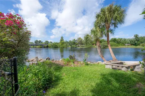 332 W Comanche Ave, Tampa, FL 33604