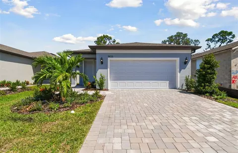 9426 Shorebird Ct, Parrish, FL 34219