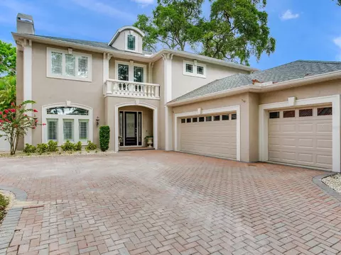 203 S Cooper Pl, Tampa, FL 33609