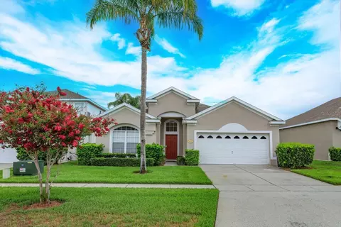 8121 Sun Palm Dr, Kissimmee, FL 34747