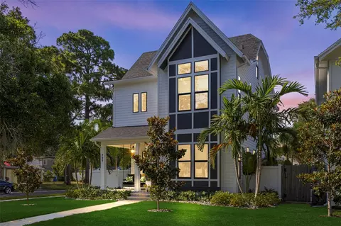 799 46th Ave N, Saint Petersburg, FL 33703