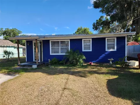 2405 Moody Ave, Plant City, FL 33563