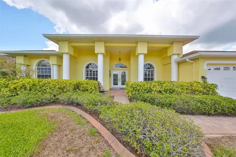 3731 Gaviota Dr, Sun City Center, FL 33573