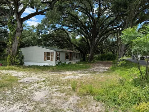 7009 20th St, Zephyrhills, FL 33540