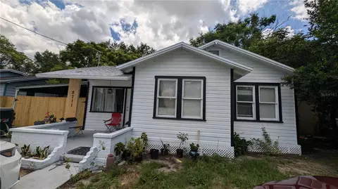 8711 N 13th St, Tampa, FL 33604
