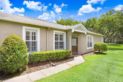 5710 Heronpark Pl, Lithia, FL 33547