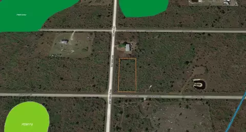 15955 NW 264th St, Okeechobee, FL 34972