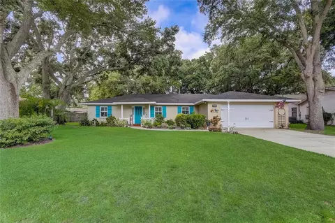106 N Pointe Dr, Auburndale, FL 33823