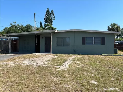 5211 Bougenville Dr, New Port Richey, FL 34652