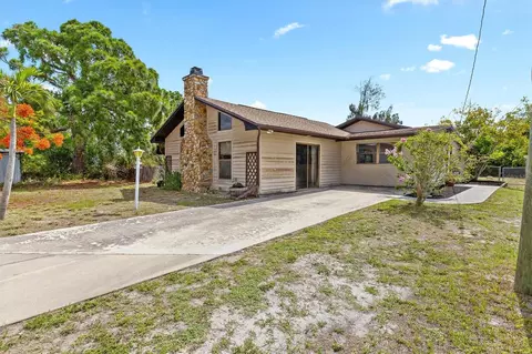 409 Alta Vista Ave, Englewood, FL 34223