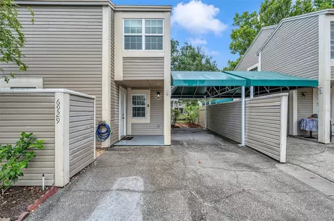 6929 Lake Place Ct, Tampa, FL 33634