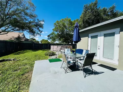 1125 Overcash Dr, Dunedin, FL 34698