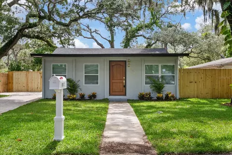 8917 N Otis Ave, Tampa, FL 33604