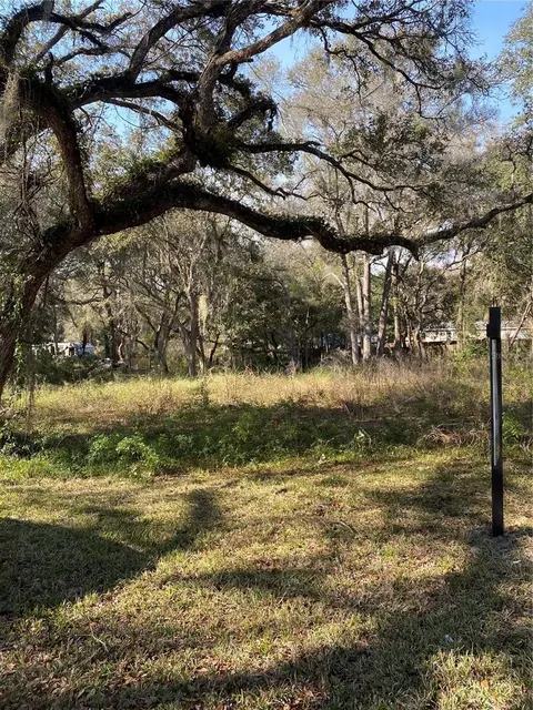 Undisclosed, Bushnell, FL 33513
