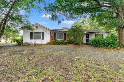 6702 N Willow Ave, Tampa, FL 33604