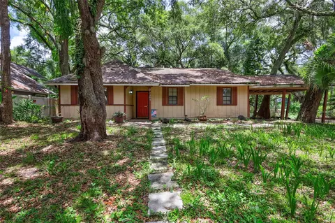 7201 Park Dr, Tampa, FL 33610