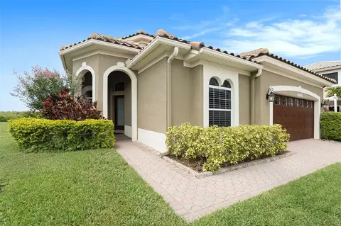 10712 Cape Hatteras Dr, Tampa, FL 33615