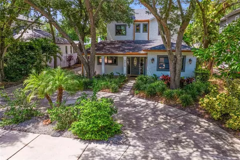 3215 W Wallcraft Ave, Tampa, FL 33611