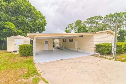 2000 SE 174th Ct, Silver Springs, FL 34488