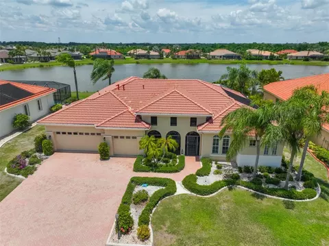 1212 Knights Gate Ct, Sun City Center, FL 33573