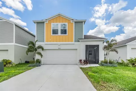 7570 Wallflower Trl, Wesley Chapel, FL 33545