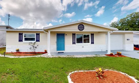5020 Manor Dr, New Port Richey, FL 34652