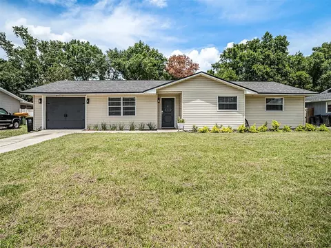 5112 Bird Ln, Winter Haven, FL 33884
