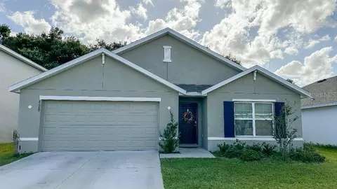 8689 Triumph Cir, Wildwood, FL 34785