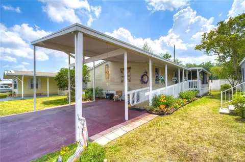 34910 Fantasy Ln, Zephyrhills, FL 33541