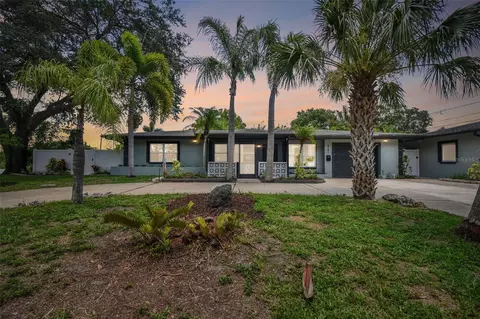 4191 Walnut St NE, Saint Petersburg, FL 33703