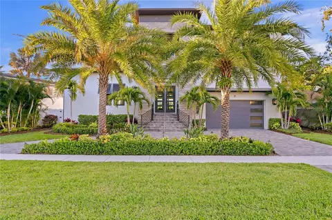 2 Bahama Cir, Tampa, FL 33606