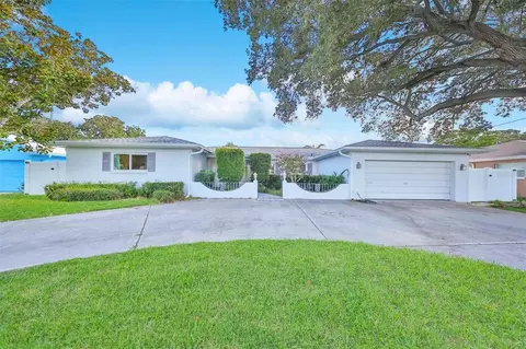 1668 Jeffords St, Clearwater, FL 33756