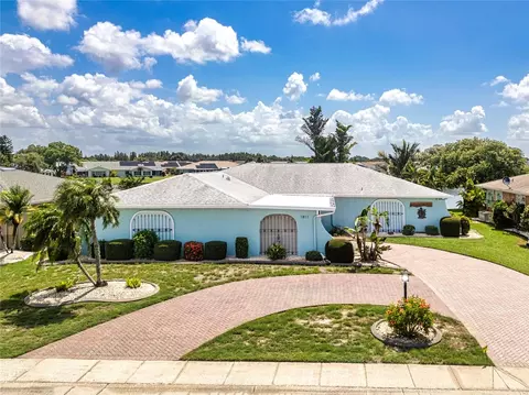 1811 Fort Duquesna Dr, Sun City Center, FL 33573