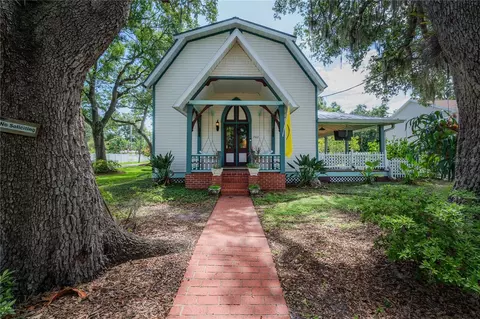 7002 Shamrock Rd S, Tampa, FL 33616