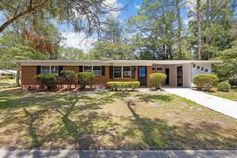 2920 NE 19th St, Gainesville, FL 32609