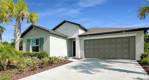 4970 Eagle Rock Dr, Wimauma, FL 33598