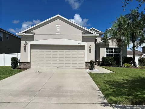 2403 Dakota Cliff St, Ruskin, FL 33570