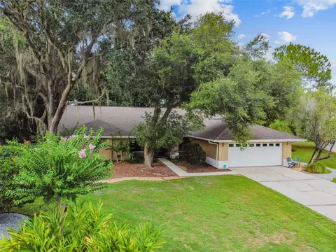 16127 Ancroft Ct, Tampa, FL 33647