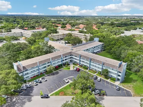 2255 Philippine Dr #7, Clearwater, FL 33763