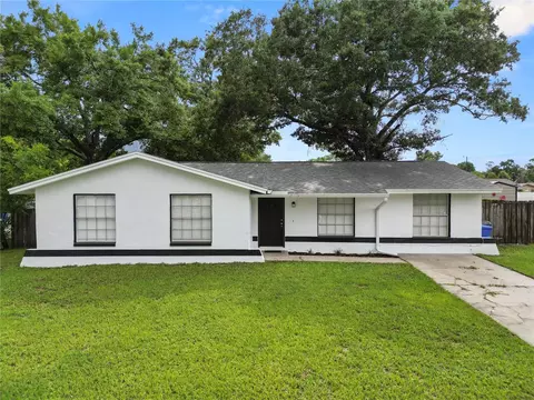 914 Sutherland Cir, Valrico, FL 33594