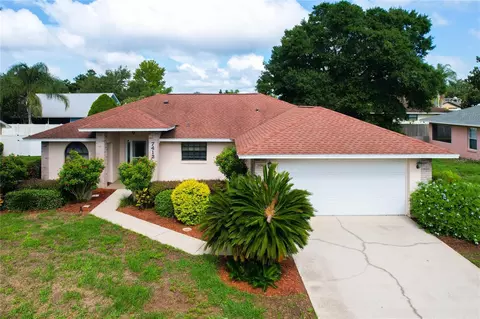 7412 Floral Cir E, Lakeland, FL 33810
