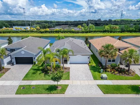 15449 Santa Pola Dr, Wimauma, FL 33598