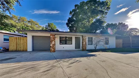 2132 Barcelona Dr, Clearwater, FL 33764