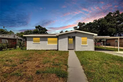 411 Walter Dr, Plant City, FL 33563