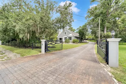 36823 Center Ave, Dade City, FL 33525